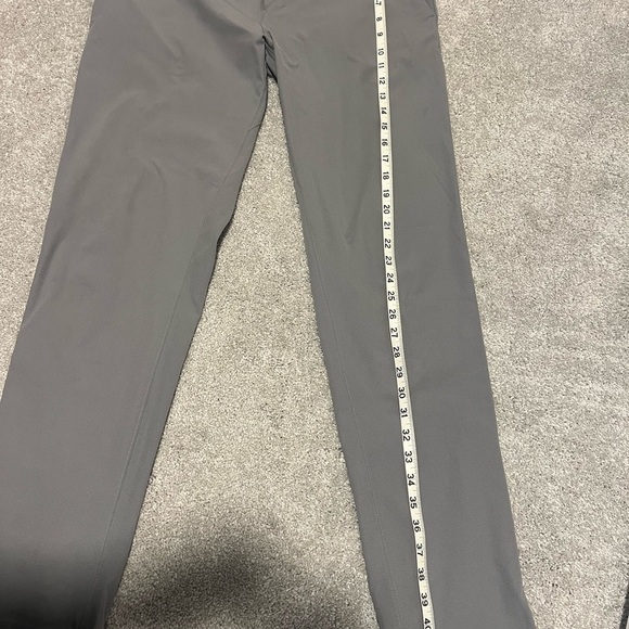 Lululemon Men’s Commission Classic-Fit Pant Grey - Picture 9 of 14